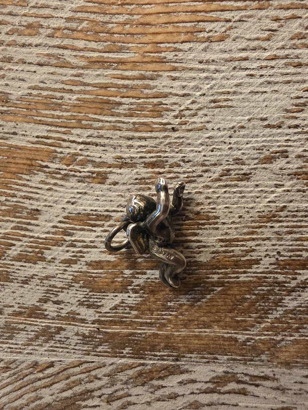 James Avery Silver Cherub Bracelet Charm - Picture 4 of 4